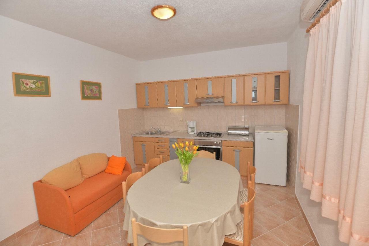 Villa Jelena Makarska Eksteriør billede